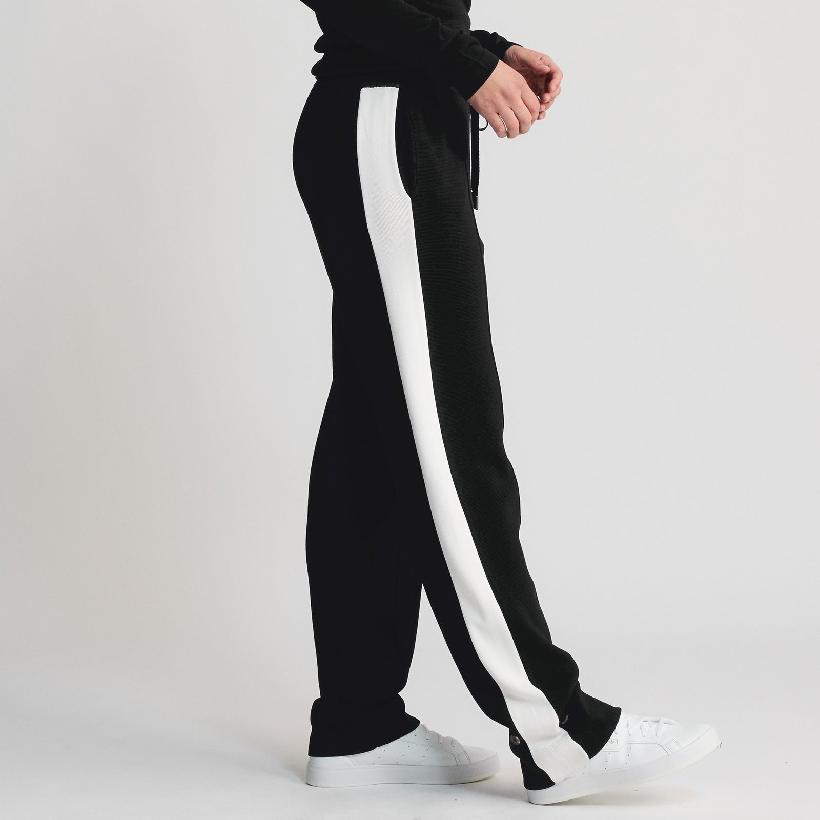 Base Layer Wide Leg Trouser | Black