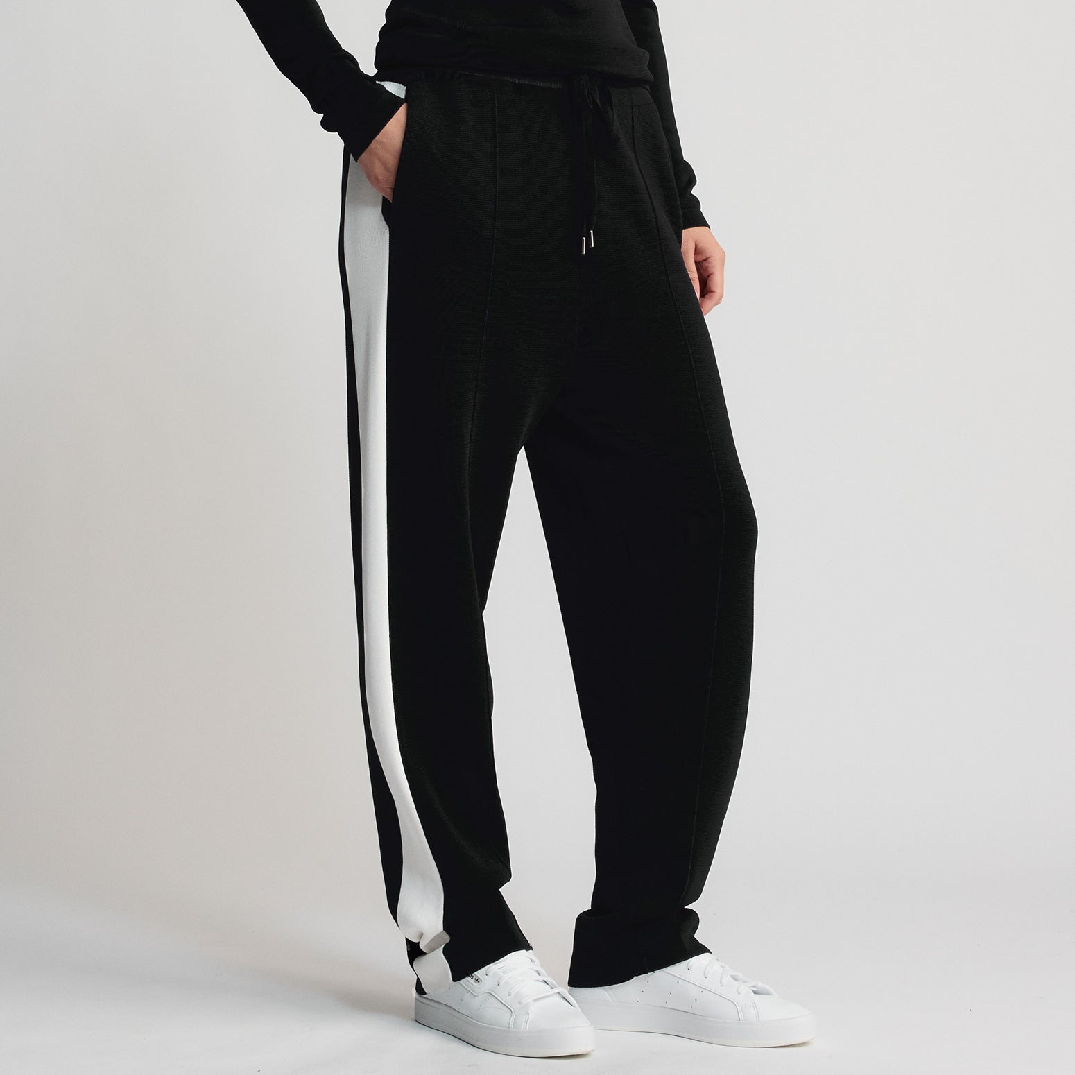Base Layer Wide Leg Trouser | Black