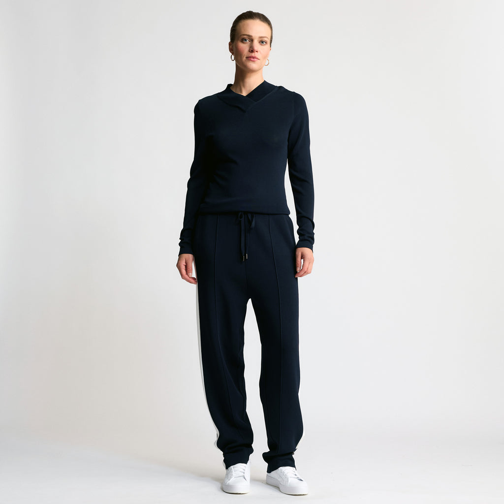 Base Layer Collar Wrap Knit | Black – Via Gioberti