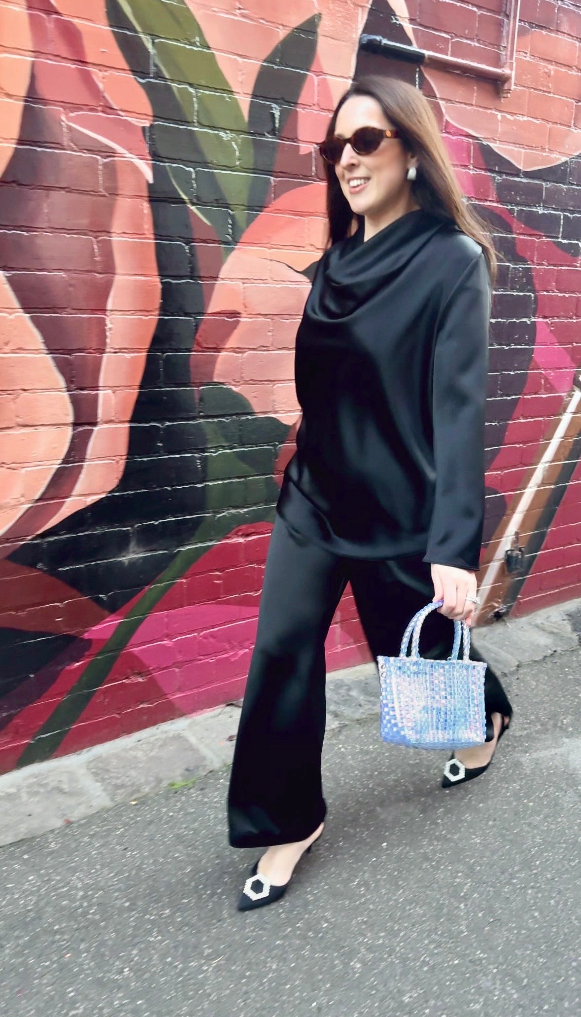 Como Cowl Top | Black Satin